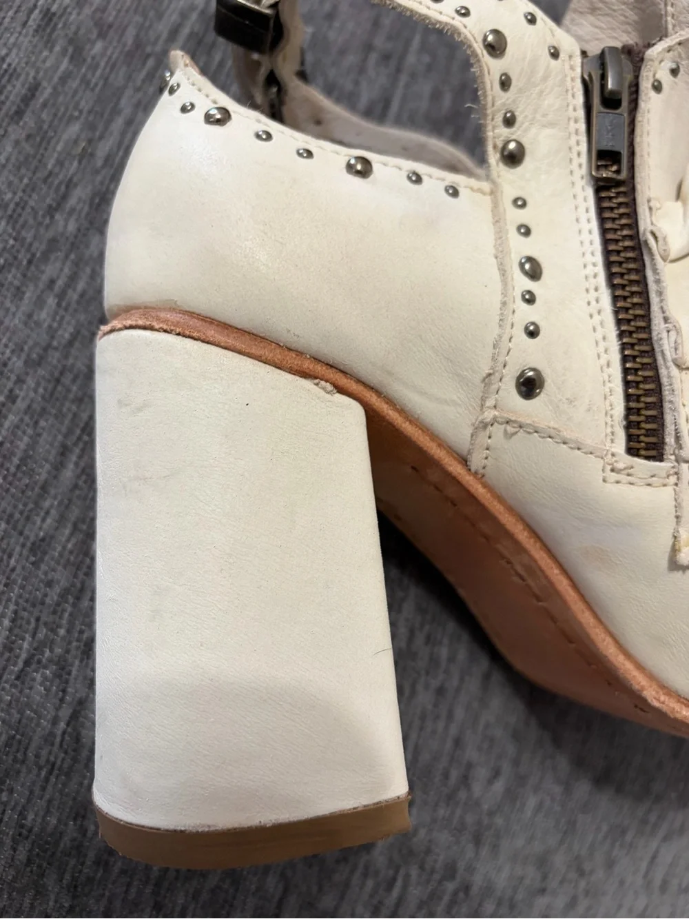 Freebird Jericho White Cream Leather Studded Booties With Block Heel Size 9